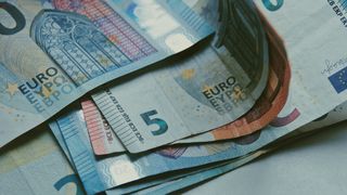 Curs valutar BNR azi, 3 martie 2023.