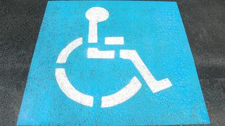 Șef de Poliție, acuzat că foloseşte ilegal un tichet de parcare pentru persoane cu handicap