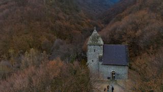 Pe urmele lui Jules Verne, &icirc;n Țara Hațegului