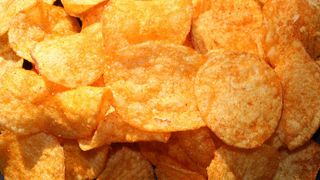 Alertă alimentară în țara noastră. Chipsuri - retrase de la raft