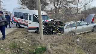 Accident rutier &icirc;n Eforie Nord: patru persoane au fost rănite, trei fiind transportate la spital