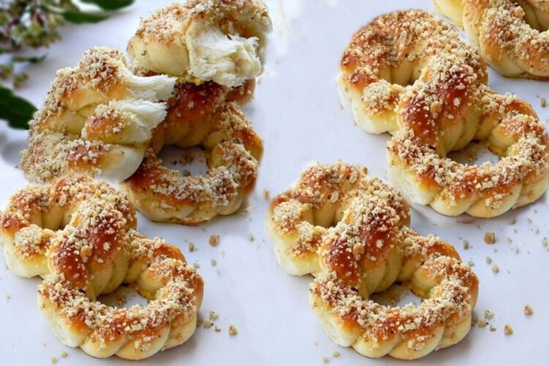 Mucenici moldovenești. Rețeta tradițională a bunicii. Ce le dă aroma specială?