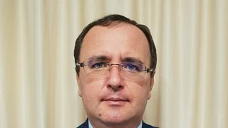 Adrian Benta - consultant financiar