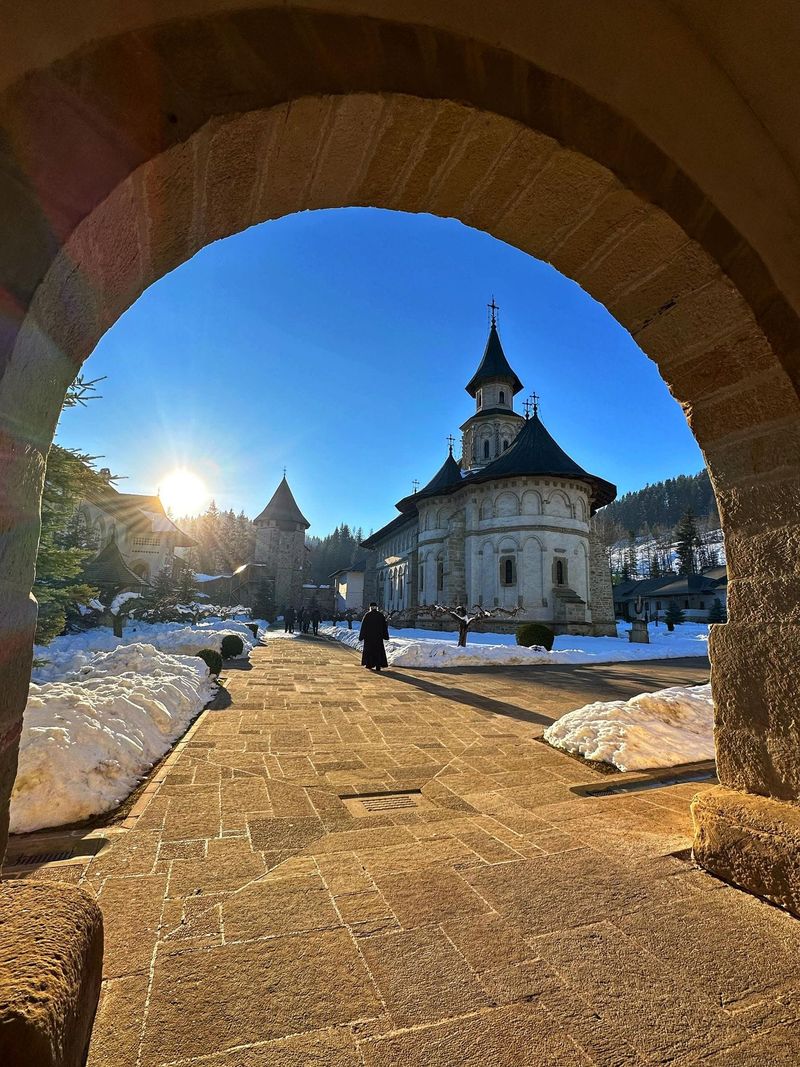 Prețul călătoriei este de 130.000 de dolari și acoperă toate cheltuielile