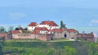 VIDEO- Ministerul de Interne și Ministerul Educației se ”bat” pentru Cetatea Brașovului. Premierul Nicolae Ciucă va decide cui o incredințează