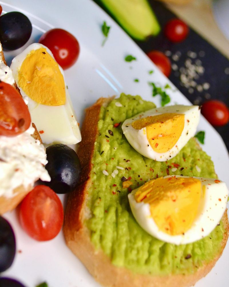 Fibrele alimentare sunt o categorie de carbohidrați care provin din plante și sunt compuse din sute de molecule de glucoză