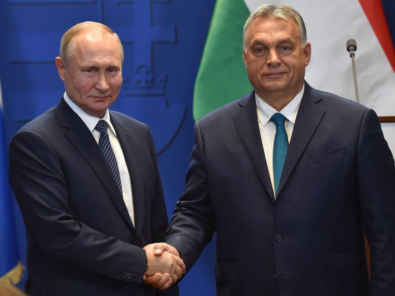 Viktor Orban susține public teoriile lui Vladimir Putin
