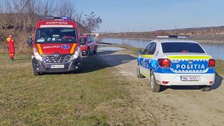 Tentativă de sinucidere. Un bărbat a intrat în râul Olt, cu intenția de a-și lua viața. Oamenii legii au intervenit de urgență