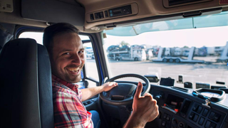 Ce reglementări trebuie să respectați dacă sunteți șofer de camion?