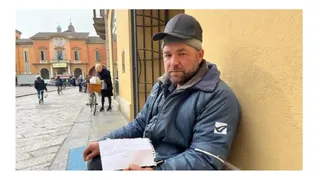 Un român din Italia își strigă disperarea după ce cățelușa i-a fost luată de carabinieri: „Ajută-mă să o recuperez pe Maya!”