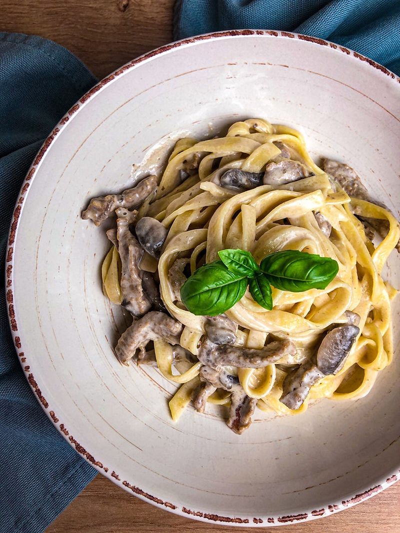 Rețete cu hribi. Trei moduri de preparare pentru o masă delicioasă și sănătoasă