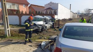 VIDEO- Accident rutier grav în Gorj: trei persoane au fost rănite