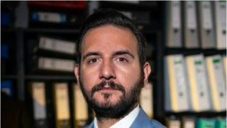 Adrian Cuculis- avocat