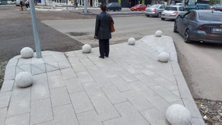 VIDEO- Dorel „atacă” din nou! Galațiul a fost „curățat” de ornamentele stradale