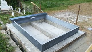 VIDEO- Locurile de veci s-au scumpit! Românii se gândesc serios și la varianta incinerării ca să nu plătească o avere pe cavou