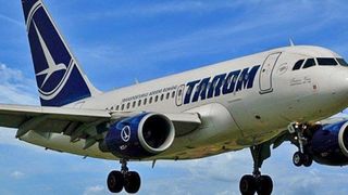 Amenințare cu bombă într-un avion Tarom. Aeronava a aterizat de urgență