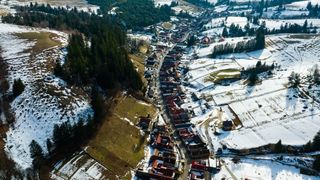 S&acirc;mbătă, de la ora 15:00, &icirc;n &rdquo;ROventura&rdquo;,   La pas prin Țara B&acirc;rsei