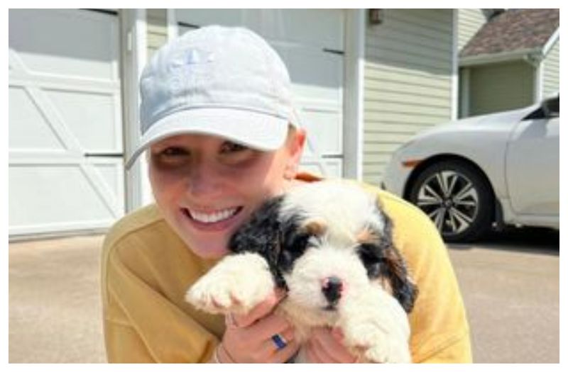 Tânăra a fost nevoită să își ia un an de pauză de la facultatea de biochimie în timp ce primea tratamentul 