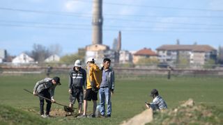 FOTO/VIDEO - Caz șocant &icirc;n Timișoara! Un grup de vietnamezi, prinși la v&acirc;nătoare de pop&acirc;ndăi pentru a-i m&acirc;nca. Poliția face cercetări