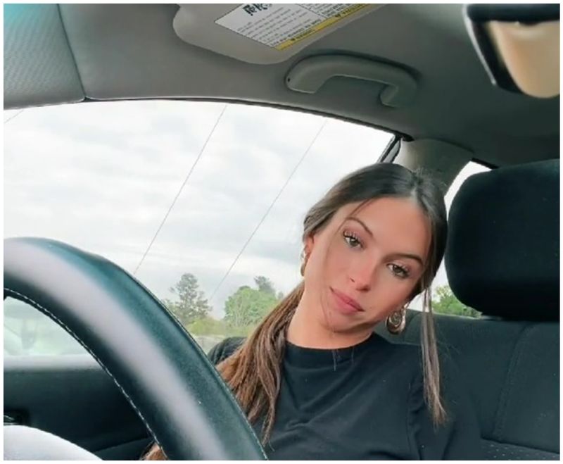 Kara a lucrat cu jumătate de normă la un restaurant local, iar cei de acolo au declarat că zâmbetul ei nu va fi uitat de clienți și de colegi