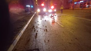 Accident rutier pe strada Ana Ipătescu. O persoană a fost transportată la spital