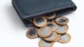 Portofel din piele naturală – un cadou perfect pentru partenerul de viață