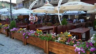 Peste zece localuri din Centrul Vechi al Capitalei au fost închise de ANPC