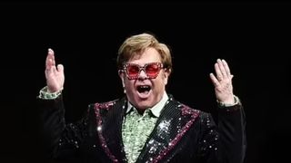 Artistul a dezvăluit cum a ajuns &icirc;n formă pentru ultima etapă a turneului său de adio, merg&acirc;nd 10 km pe săptăm&acirc;nă &icirc;n piscina sa