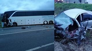 Accident rutier între un autocar, cu 35 de pasageri, și un autoturism