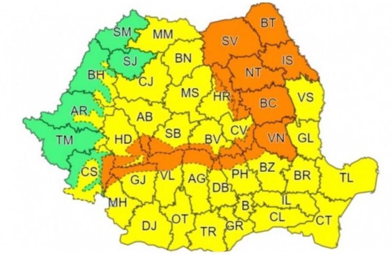 HARTĂ - Vortex polar peste România. ANM: „Cod portocaliu și Cod galben de ninsori si viscol”
