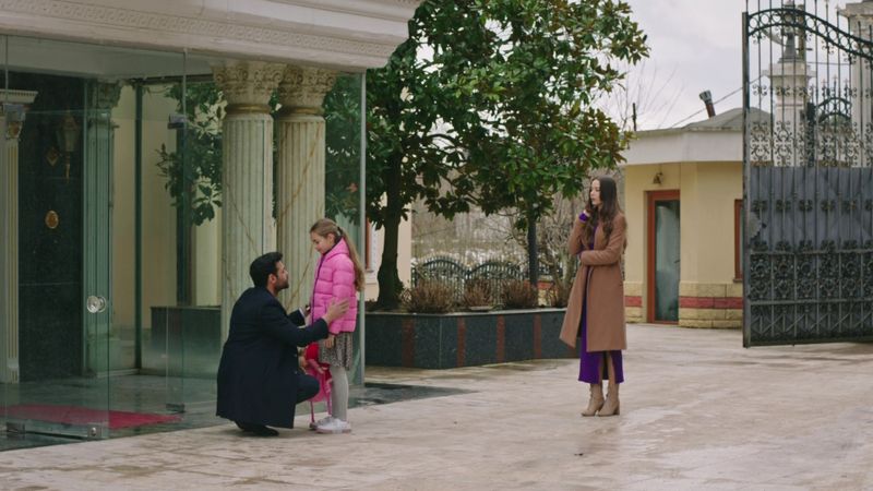 Astazi, la Kanal D2, de la ora 18:00, in “Instinct de mama”, Yeliz, prinsa cu ,,mata-n sac''