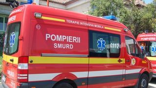 Accident rutier la Cluj: o femeie a intrat cu mașina într-un șanț