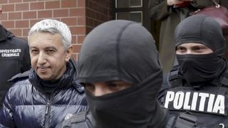 VIDEO - UPDATE - Dan Diaconescu va fi cercetat în arest la domiciliu