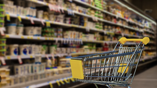 Paște 2023: Câți bani trebuie să scoată românii din buzunare pentru cumpărături?