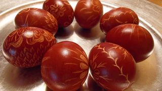 Paște 2023: Câți bani trebuie să scoată românii din buzunare pentru cumpărături?