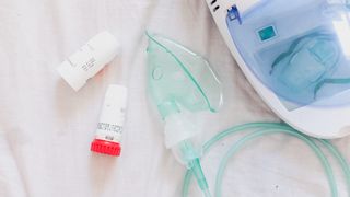 Ai luat un aparat cu aerosoli? Uite 4 lucruri bine de știut despre el