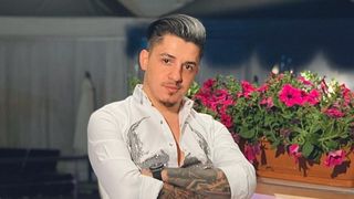 VIDEO- Bogdan de la Ploiești este asaltat de fane. Ce a pățit artistul pe scenă