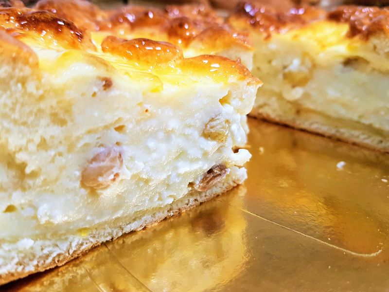 Rețetă simplă de pască pentru masa de Paște 2023. Are un gust senzațional și este simplu de gătit