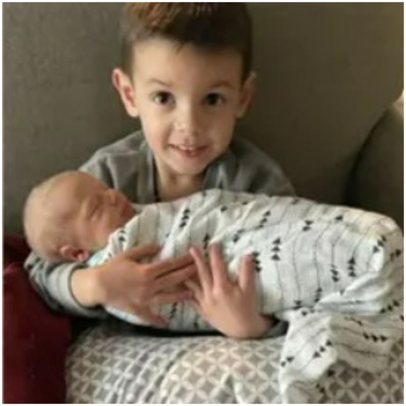 Carolyn Clark a spus că următoarea dată când i-a văzut pe părinții soțului ei, a decis să afle care este cauza atâtor nașteri de băieți.