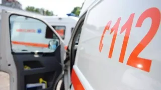 Accident &icirc;n lanț. Impact violent &icirc;ntre un TIR, un autocar și o mașină