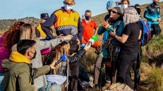 FOTO/VIDEO - O femeie a stat 500 de zile într-o peșteră, fără a avea contact uman: „Nu m-am mai atins de apă de un an și jumătate”