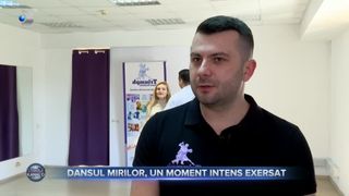 VIDEO- Dansul mirilor, un moment intens exersat