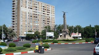 VIDEO - Tragedie în Ploiești! Un copil de 2 ani a murit după ce a căzut de la etajul patru al unui bloc