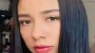 FOTO - O tânără a fost torturată și spânzurată de un pod, pe o autostradă. Indivizii o țineau captivă într-o dubă