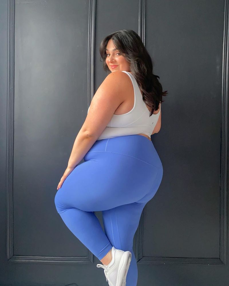 Gianna Schiller este o activistă pentru pozitivitatea corpului 