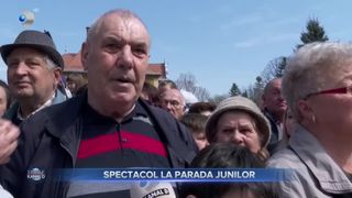 Spectacol la parada junilor