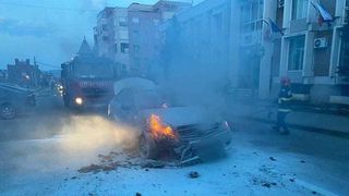 Incendiu în Mehedinți: un pompier aflat în timpul liber a sărit în ajutor