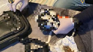 Mai multe persoane sunt acuzate de faptul că ar fi introdus droguri &icirc;n penitenciare