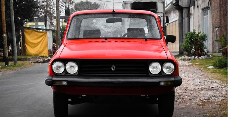 Un alt exemplar Renault 12 avea doar 72 km la bord