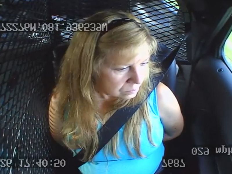 Sheila Keen Warren a recunoscut că s-a îmbrăcat în clovn și a luat viața unei victime nevinovate